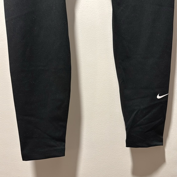 Nike High-Waisted Leggings - Picture 2 of 5